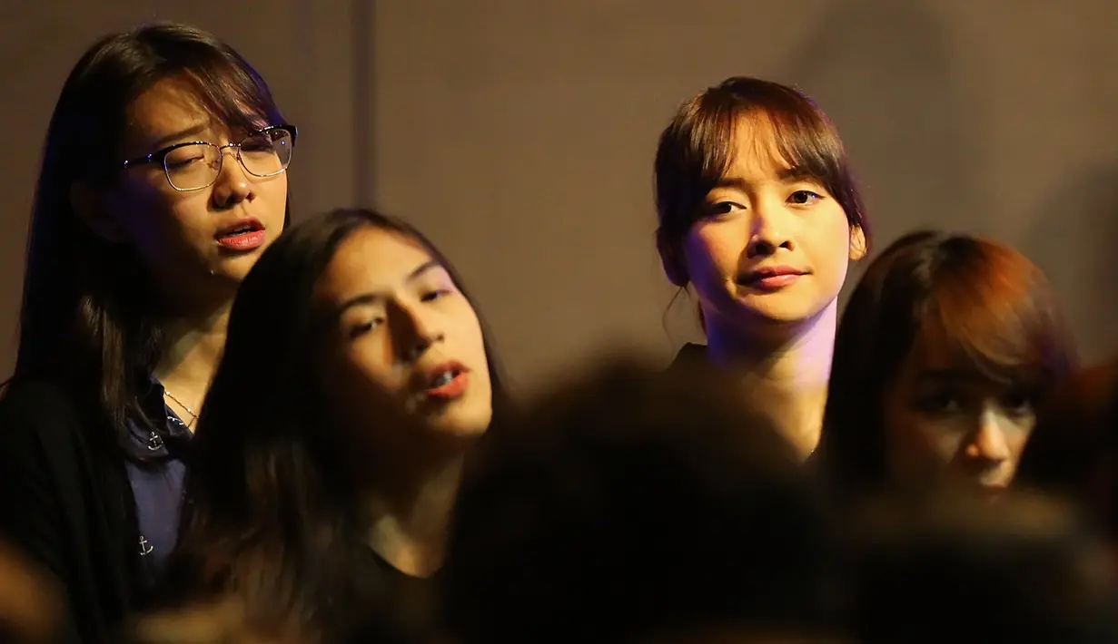 "Jiro orang baik, baik sekali. Beliau sangat sayang sma JKT 48. Jiro salah satu pejuang di JKT, karena dari awal terbuntuk, Jiro selalu ada dan memberikan yang terbaik utk JKT 48," ungkap Melody, Senin (27/3/2017). (Bambang E. Ros/Bintang.com)