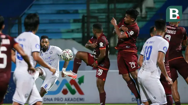 Foto: Ekspresi Cak Sodiq Usai Cetak Dua Gol dan Bawa Arema FC Kembali ke Papan Atas Klasemen BRI Liga 1