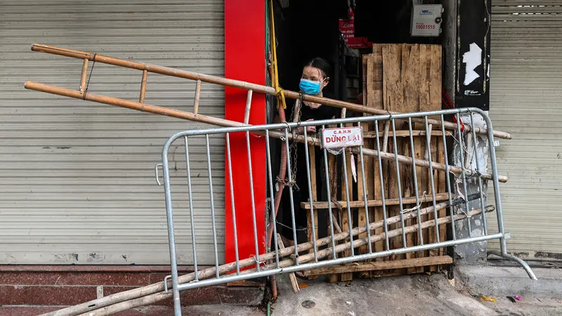 Barikade Lockdown di Hanoi