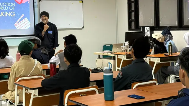 Peran Orangtua Jadi Jadi Inspirator Karier untuk Ananda