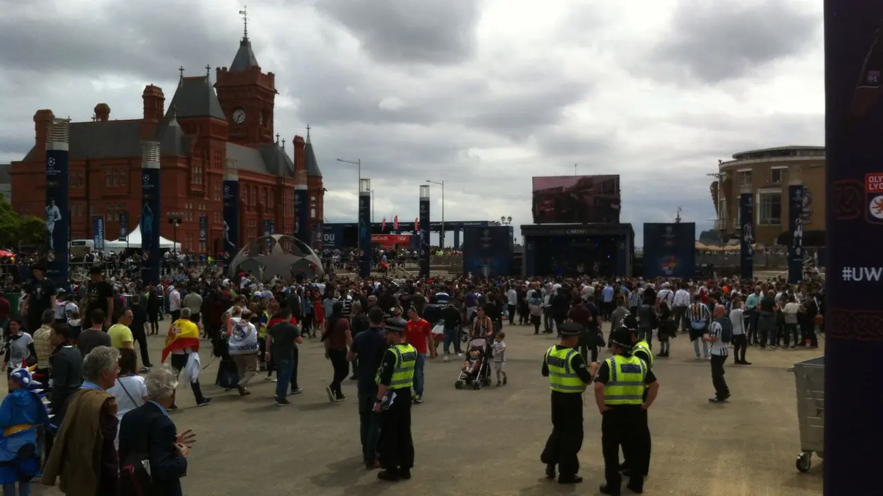 Suasana fan festival final Liga Champions 2017 di Cardiff Bay. (Liputan6.com/Harley Ikhsan)