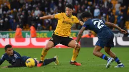 Chelsea gagal memberikan kado Natal indah bagi fans dan bosnya, Todd Boehly. The Blues malah keok 1-2 ketika dijamu Wolverhampton Wanderers pada lanjutan Liga Inggris. (AP Photo/Rui Vieira)