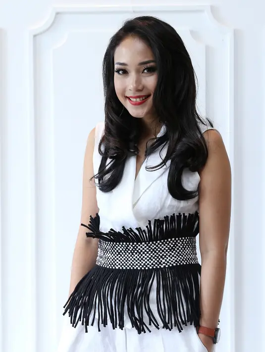 Sebagai wujud selebrasi ulang tahun seri lipstik Color Riche yang ke-30, brand kecantikan asal Prancis L’Oreal Paris meluncurkan sederet produk lipstik bernuansa merah, yaitu Color Riche Pure Reds Star Collection. (Galih W. Satria/Bintang.com)