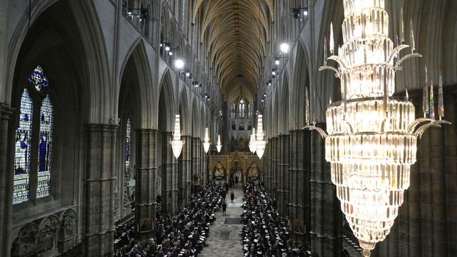 Suasana jelang pemakaman Ratu Elizabeth II di  Westminster Abbey, London, 19 September 2022. (Foto: AP Photo/Frank Augstein, Pool)
