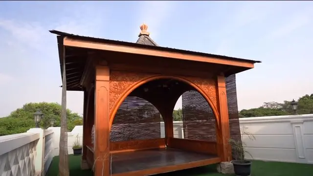 Rooftop Rumah Sule