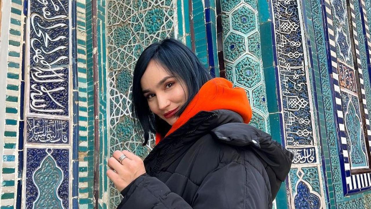 Jarang Tersorot, 8 Foto Ilmira Usmanova Istri Teuku Zacky Yang  Cantik dan Jago Beladiri
