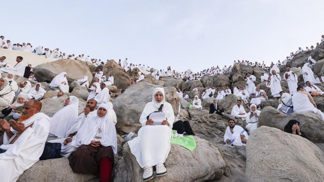 Jutaan jemaah haji mulai padati Jabal Rahmah