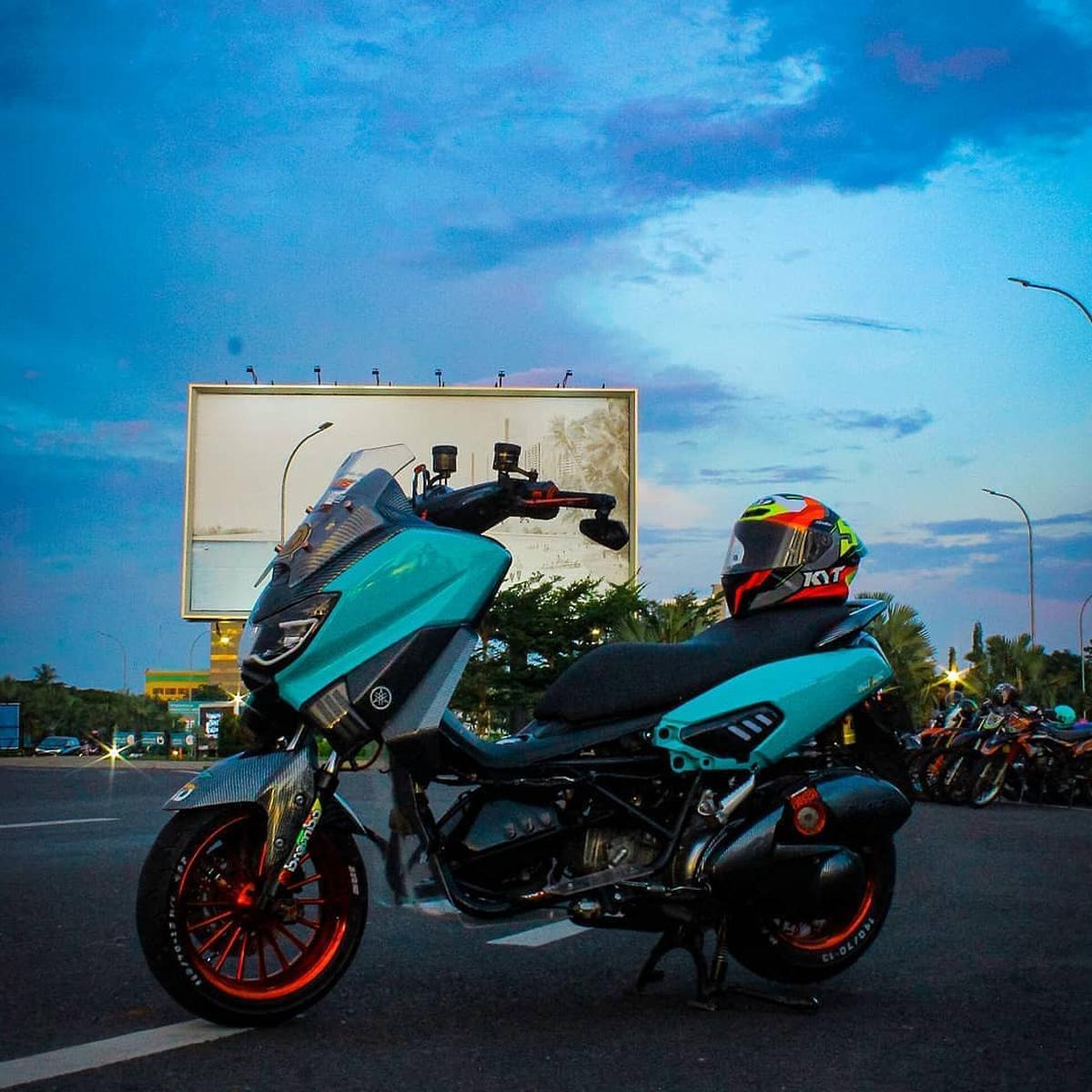 NMAX Racing