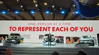 Jajaran model Toyota yang diperkenalkan di GIIAS 2026. Toyota menghadirkan pilihan kendaraan dengan mesin bensin, teknologi hybrid, hingga battery electric vehicle (BEV). (Liputan6.com/Arief)