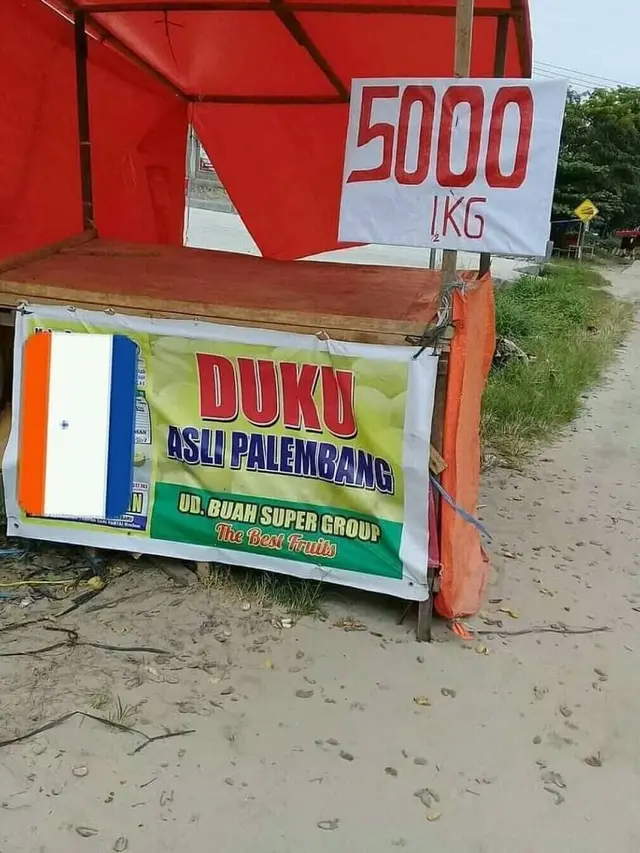 6 Cara Unik Orang Jualan Buah Ini Anti-mainstream, Nyeleneh Banget