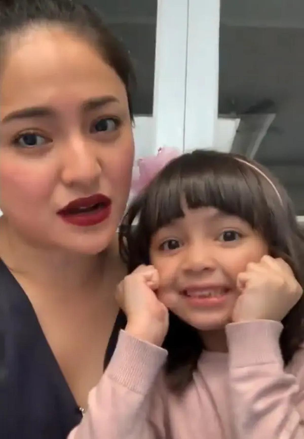 8 Potret Masa Kecil Sienna Anak Marshanda yang Imut dan Cantik