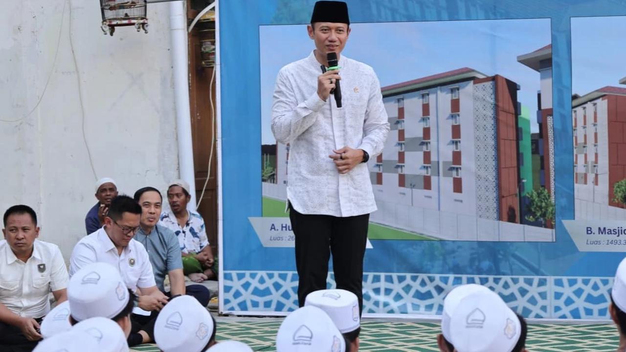 FOTO: Pemerintah Renovasi 1400 Madrasah dengan Anggaran Rp4 Triliun