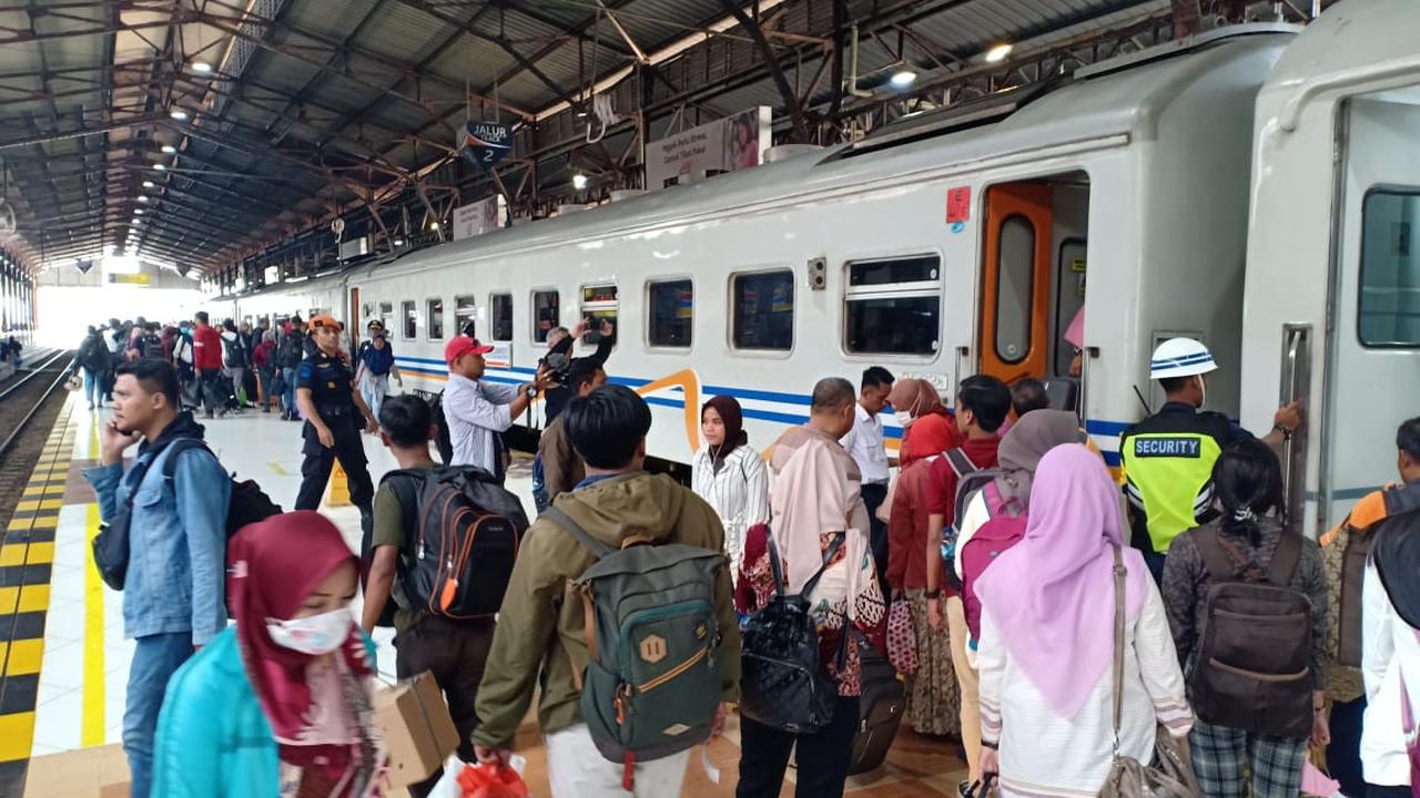 Stasiun Besar Purwokerto, Banyumas, Jawa Tengah. (Foto: Liputan6.com/Muhamad Ridlo)