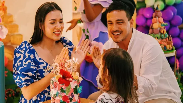 6 Momen Ulang Tahun Zalina Anak Raisa, Rambut Panjangnya Curi Perhatian