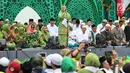 Ketua Panitia Harlah ke-73 Muslimat NU Zannuba Ariffah Chafsoh Rahman Wahid atau Yenny Wahid memberi sambutan dalam Harlah ke-73 Muslimat NU di SUGBK, Jakarta, Minggu (27/1). (Liputan6.com/Johan Tallo)