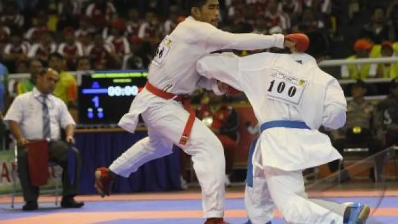 Karateka Nasional Ramaikan Piala Kasad 2014 (BERES)