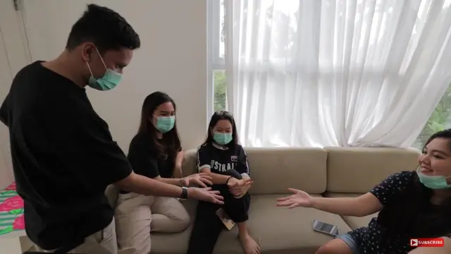 Momen keluarga Arief Muhammad jalani Rapid Test dan Swab Test