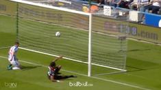 Arsenal menutup Liga Inggris musim 2017/18 dengan kemenangan tipis 1-0 di kandang Huddersfield, Minggu (13/5). Pierre-Emerick Auba...