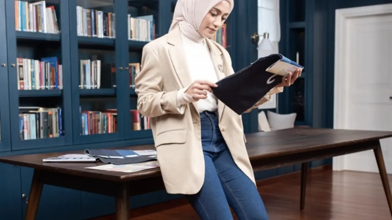 Diana Restu dan Mega Iskanti