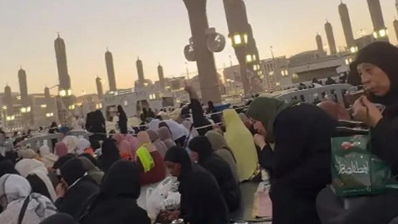 Potret Syahdu Melannie Putri Buka Puasa di Masjid Nabawi Madinah, Suasananya Bikin Rindu