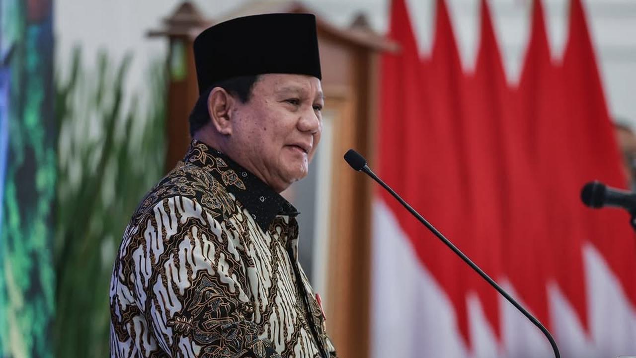 Momen Prabowo Penuh Hormat ke Menteri Senior Ini, Tidak Sungkan Ucap Maaf Baru Bisa Berkunjung