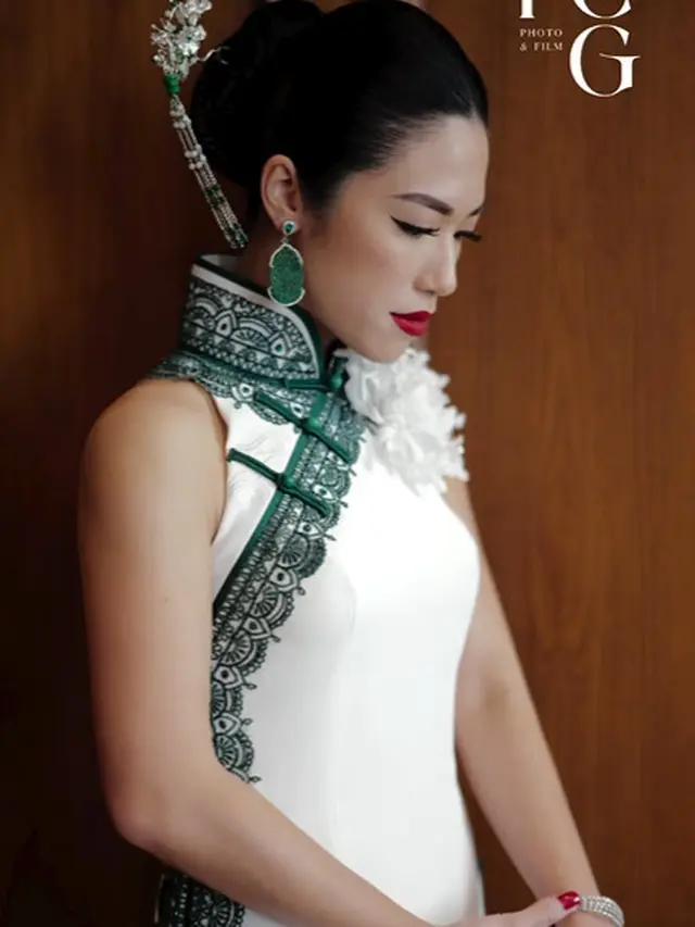 Pesona Anggun Winona Delany Tandra, Calon Mantu Hotman Paris Kenakan Cheongsam Saat Sangjit