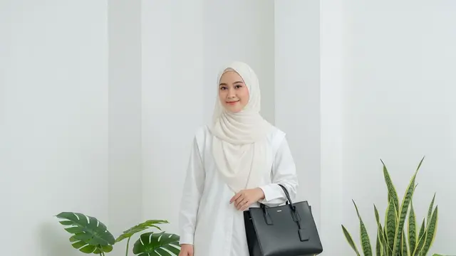 Prompt Gemini AI Wanita Berhijab/ Ilustrasi Gemini AI