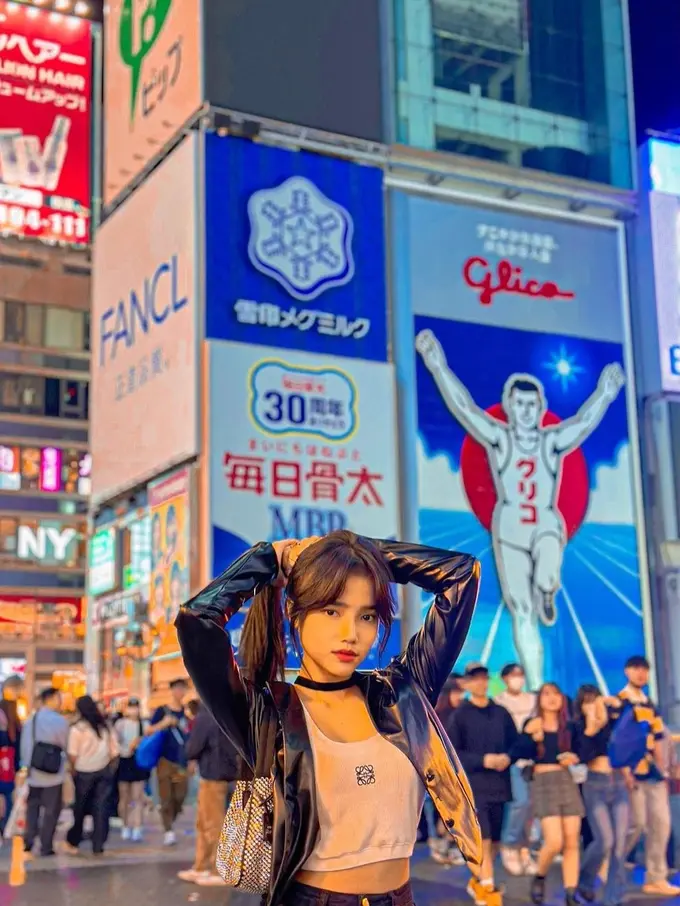 Fuji jadi cewek mamba saat liburan di Jepang