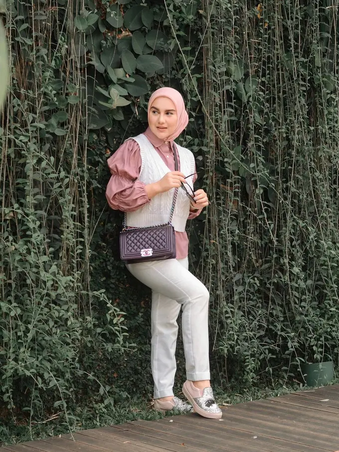 Irish Bella Beberkan Alasan Kembali Ganti Nama Sang Putri