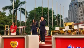 Ketika Layar LED Jadi Spot Foto Baru di Tengah Kota