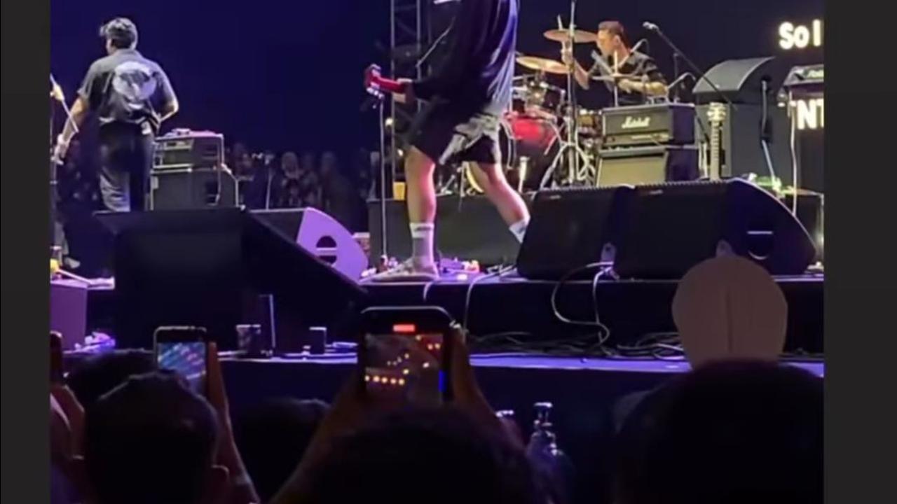 Penampilan Memukau Raffi Ahmad  Bareng 'Andre Taulany and Friends' di Panggung Pestapora, jadi Keyboardis hingga Drummer