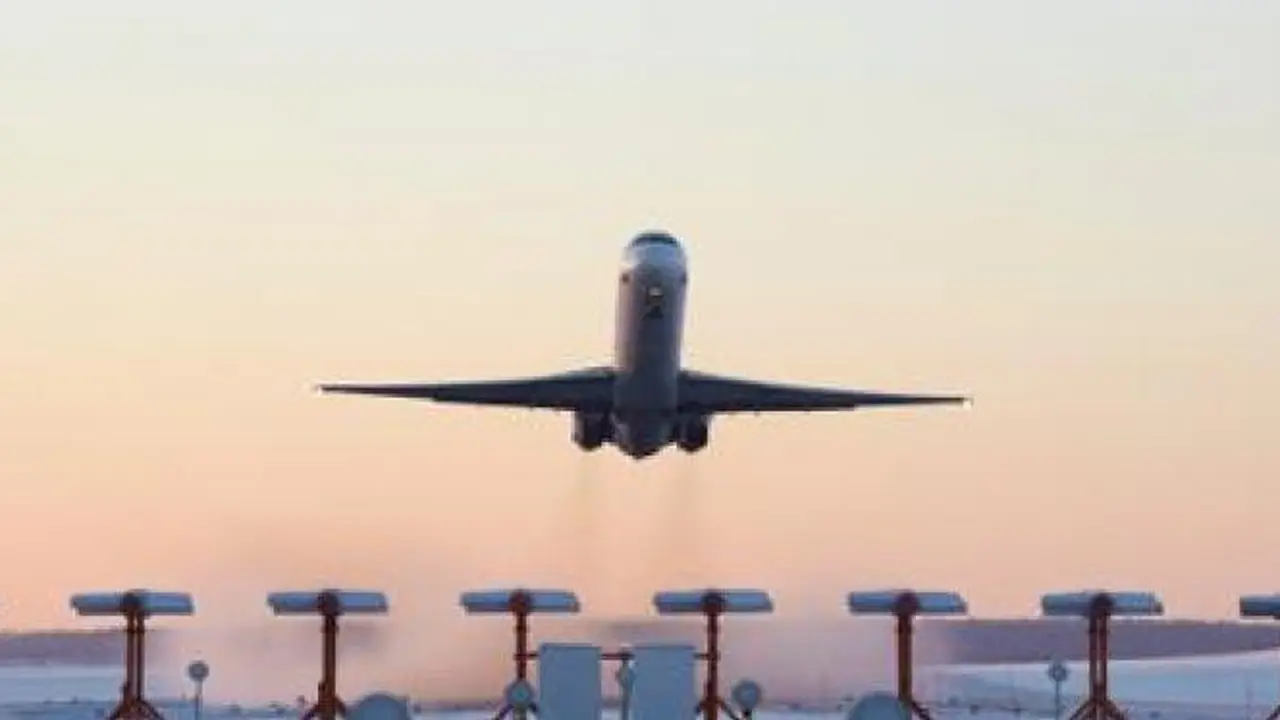 7 Cara Menghindari Kelebihan Bagasi Pesawat Saat Traveling