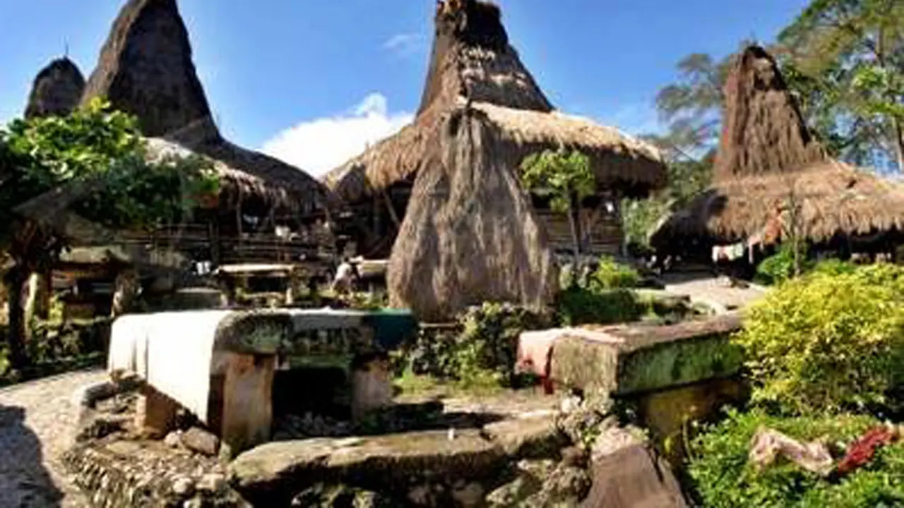 Kampung Adat Tarung