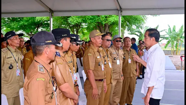 Jokowi bertemu kepala desa se-Kabupaten Serang, Banten. (Biro Pers Kepresidenan).
