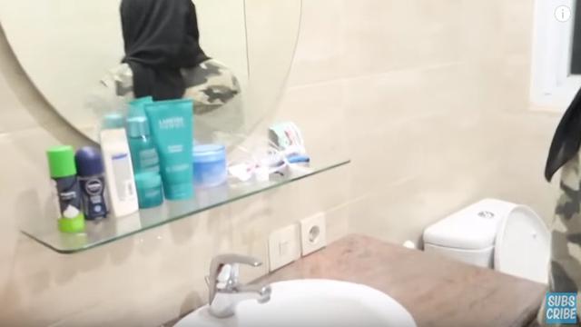 Bergaya Minimalis, Ini 7 Potret Rumah Rizky Febian yang Berhantu