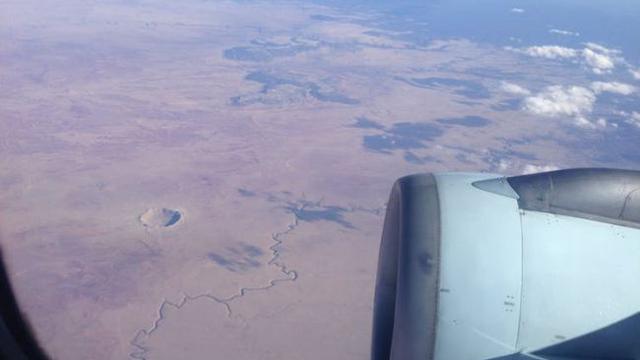 Kawah Meteorit di Bumi