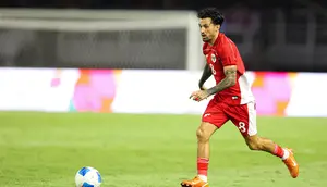 Setelah 9 Tahun Main di Super League, Stefano Lilipaly Turun Kasta Bela Semen Padang di Divisi Dua Liga Indonesia