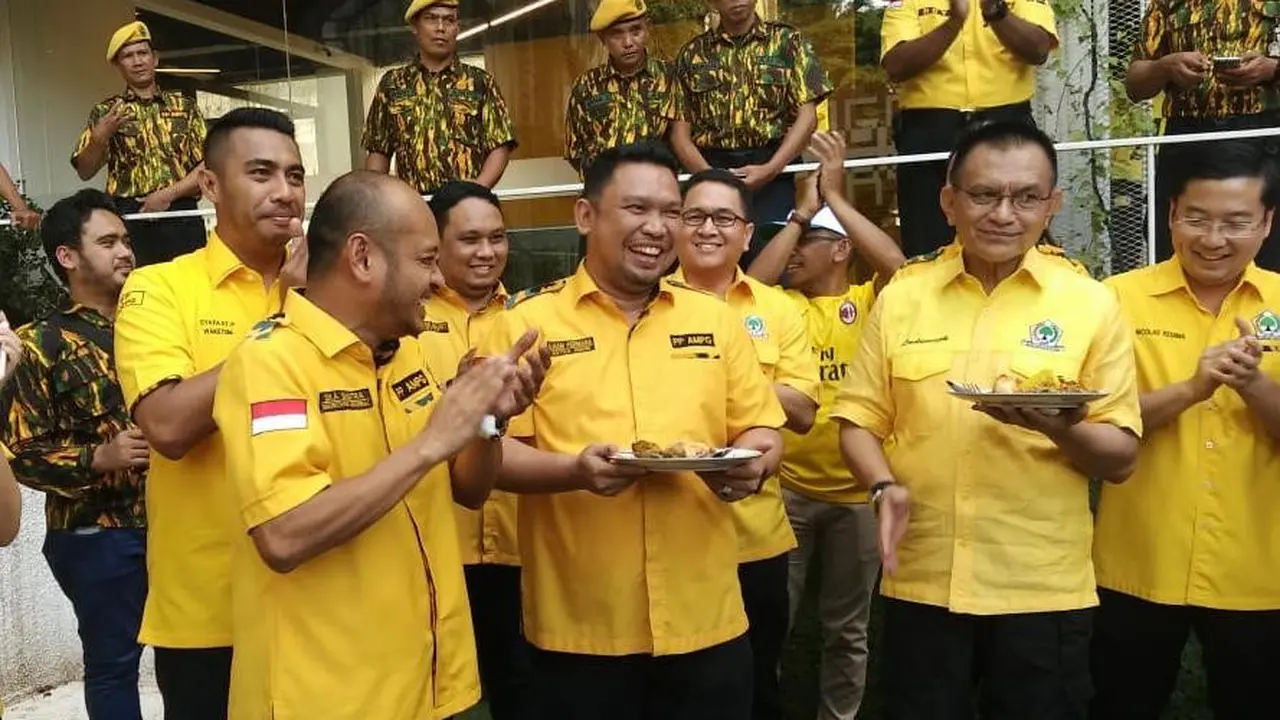 Ketua Umum Pengurus Pusat Angkatan Muda Partai Golkar (PP AMPG) Ilham Permana