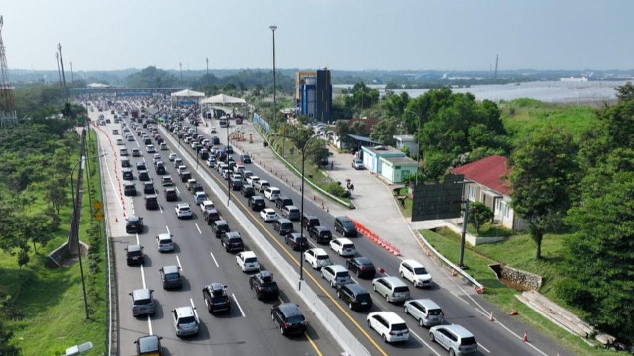Libur Tahun Baru 2025 Usai, Ratusan Ribu Kendaraan Kembali ke Jabotabek