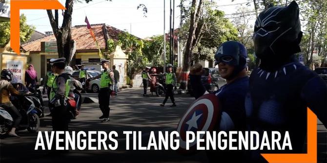 VIDEO: Avengers Turun ke Jalan dan Tilang Pelanggar Lalu Lintas