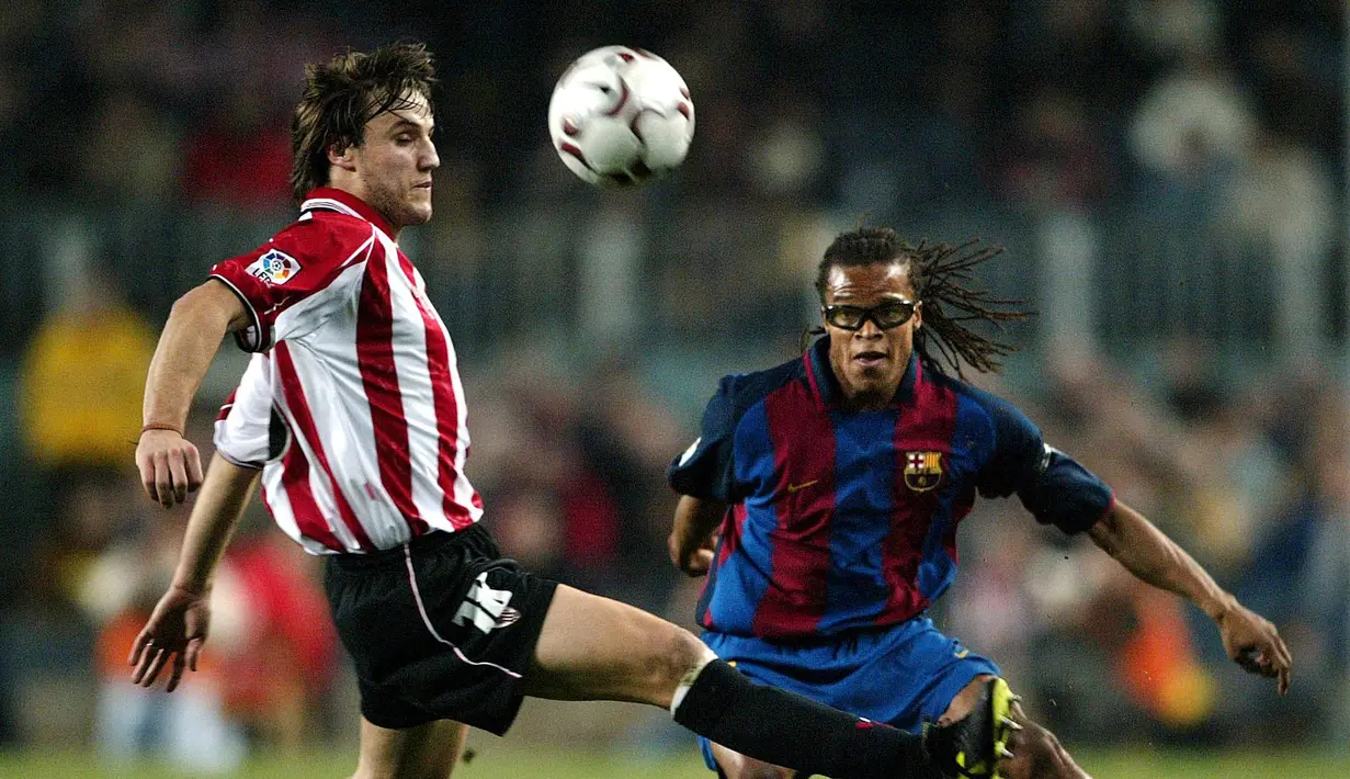 Edgar Davids bergabung Barcelona dengan status pinjaman dari Juventus pada Januari 2004 di bawah asuhan Frank Rijkaard. Dia bermain dalam 18 partai dan mencetak satu gol. (AFP/Lluis Gene)
