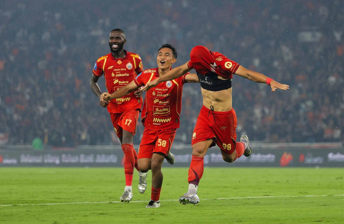 FOTO: Persija Jakarta Tundukkan Persebaya Surabaya Tiga Gol Tanpa Balas