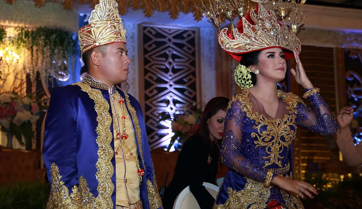 Pemeran Citra dalam serial TV Pondok Pak Cus ini mengatakan enam bulan melakukan PDKT. Setelah itu ia meresmikan hubungannya. (Deki Prayoga/Bintang.com)