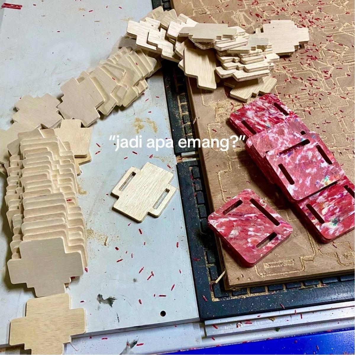 Kumpulkan Sampah Lalu Diolah Jadi Produk Pensil Holder, Kisah Sukses Wanita Bangun Usaha Ini Tuai Pujian Warganet