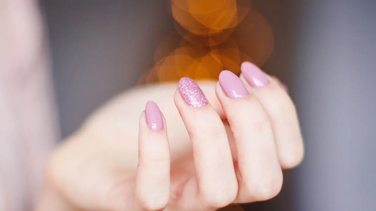fake nails