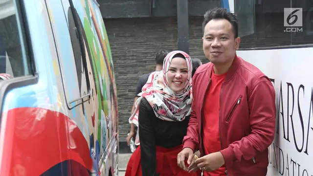 Vicky Prasetyo dan Angel Lelga