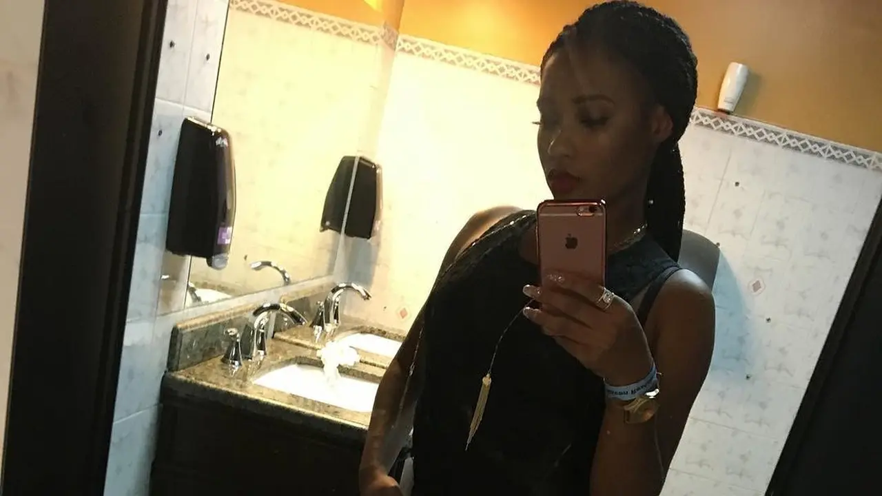 Korban Perdagangan Seks Mengaku Sebagai Tunangan R. Kelly, Kirim Surat Minta Keringanan Hukum