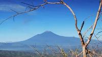 Pemandangan Gunung Slamet di Jawa Tengah. (Dok: Instagram @pendakiindonesia)