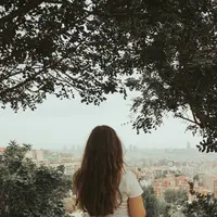 Ilustrasi perempuan mengenakan celana pendek/dok. Unsplash Yasmina