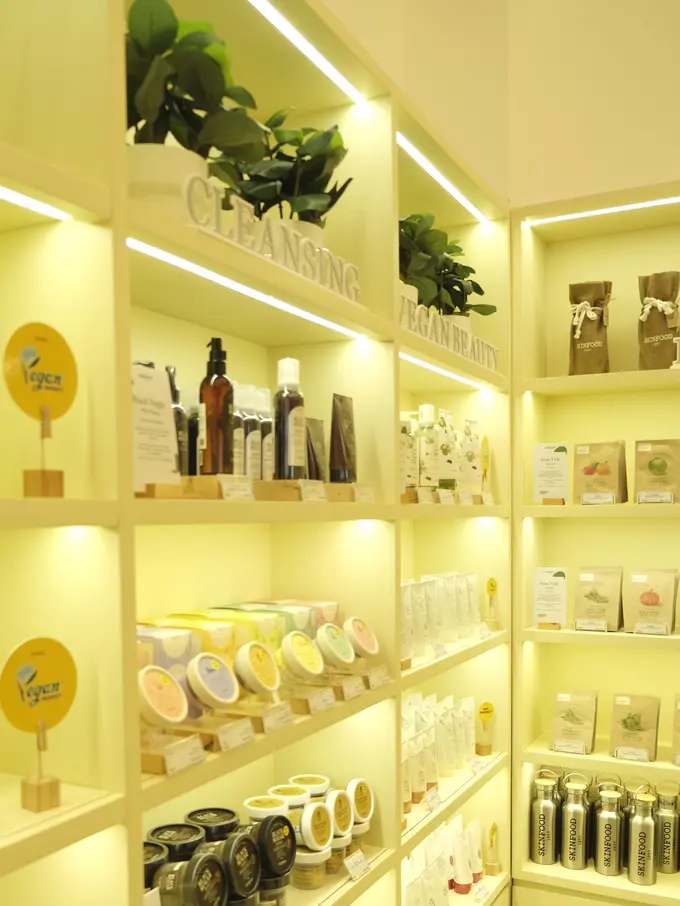 Konsisten Perkenalkan Skincare Berbahan Dasar Makanan Alami, Skinfood Kembali Membuka Offline Store di Indonesia